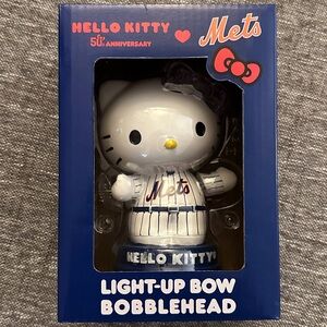 Hello Kitty Light Up Bow Bobblehead - New York Mets